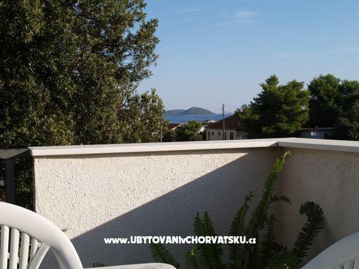 Apartments Roko Lalin Pakoštane Exterior foto